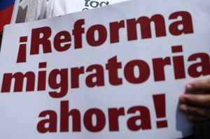 Por qué la reforma migratoria de Joe Biden depende de 10 republicanos (podcast)