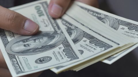El IRS te podrá pagará más dinero en tu reembolso de impuestos