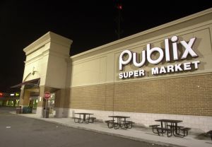 Avanza boicot a Publix por polémica de asalto al Capitolio y la vacunación contra coronavirus