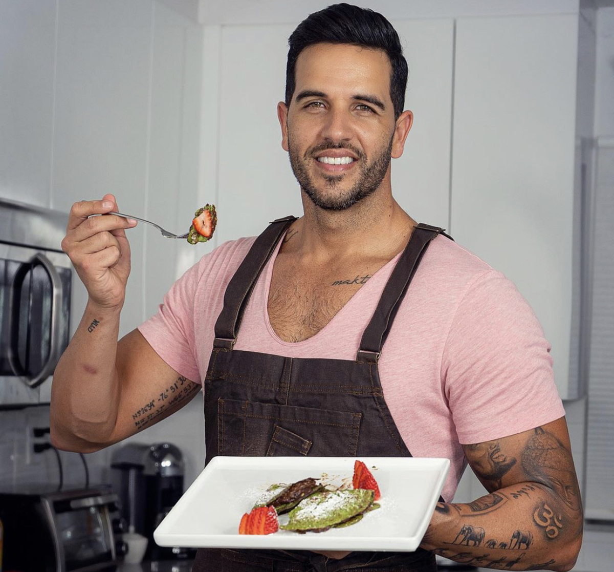 Chef Yisus Con Propia Pagina Quiero Que Mis Hijas Se Sientan Orgullosas De Su Papi Cada Vez Que Naveguen El Diario Ny