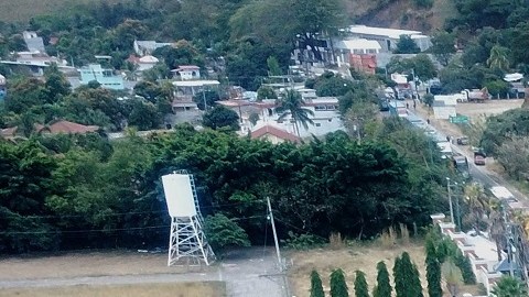 La caravana se divide en dos grupos; uno de 6,000 y otro de 3,000.