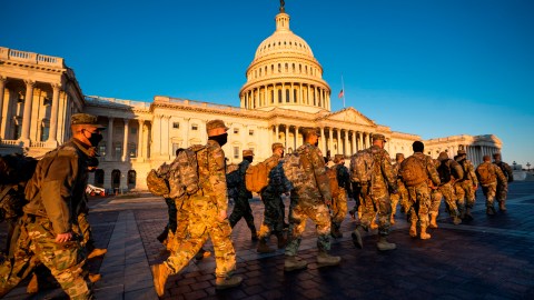 Miembros de la Guardia Nacional ya están en Washington DC para reforzar la seguridad.
