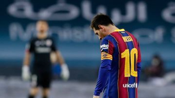Leo Messi se fue antes de tiempo a los vestidores.