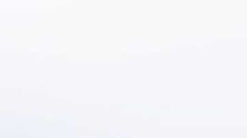 Tesla contrata personas para entrenar a sus robots humanoides.