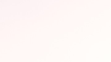 La pareja fue obligada por un juez a entregar a su bebé a una familia española.