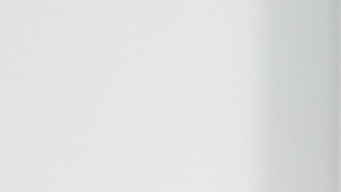 El 81% de las personas que trabajan a distancia sufre algún tipo de dolor de espalda, cuello u hombros, según una encuesta de Opinium para Versus Arthritis.