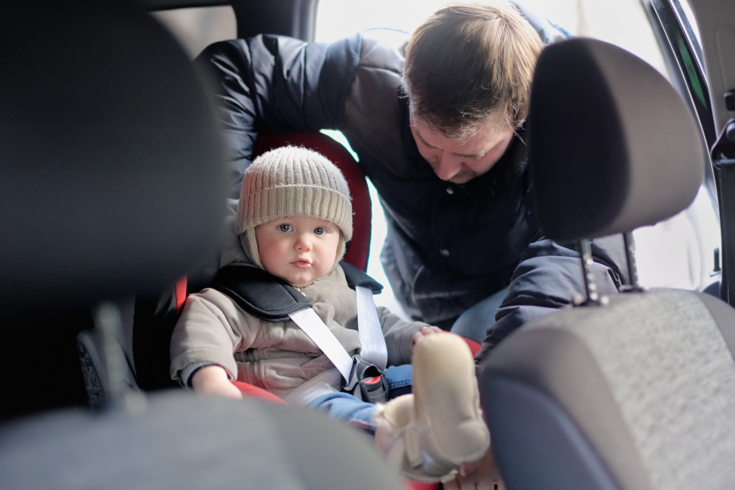 Todo lo que necesitas saber para cambiar de silla de coche de tu bebé