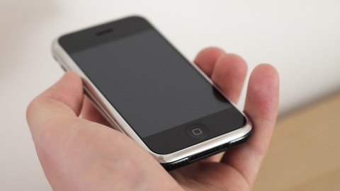 En Internet puedes encontrar un iPhone en su empaque original.