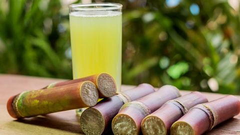 Jugo de caña de azúcar