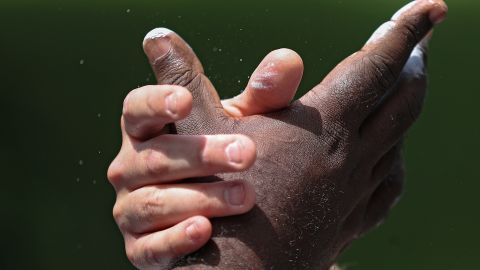 En las competencias de vencidas importa más la técnica que la fuerza.