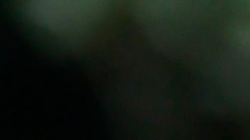 Tiger Woods practicando golf