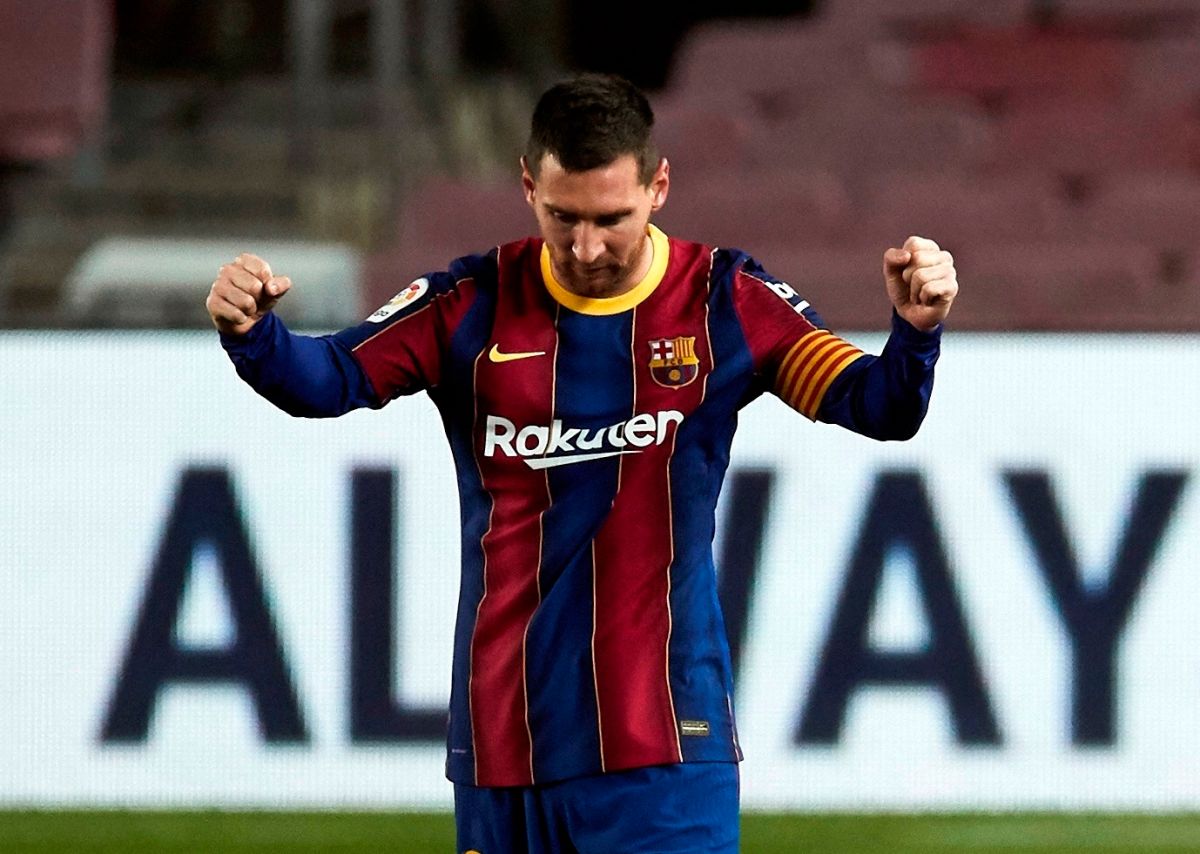 Messi firmó con el Barcelona por 4 años a cambio de $670 millones de dólares.