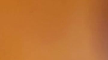 Edward Alonso Castillo, junto a su pareja Rocío Molina, es un residente de Queens.