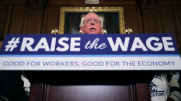 Aumento salario minimo Bernie Sanders Senado