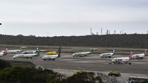 Licencias afectan a puertos y aeropuertos.