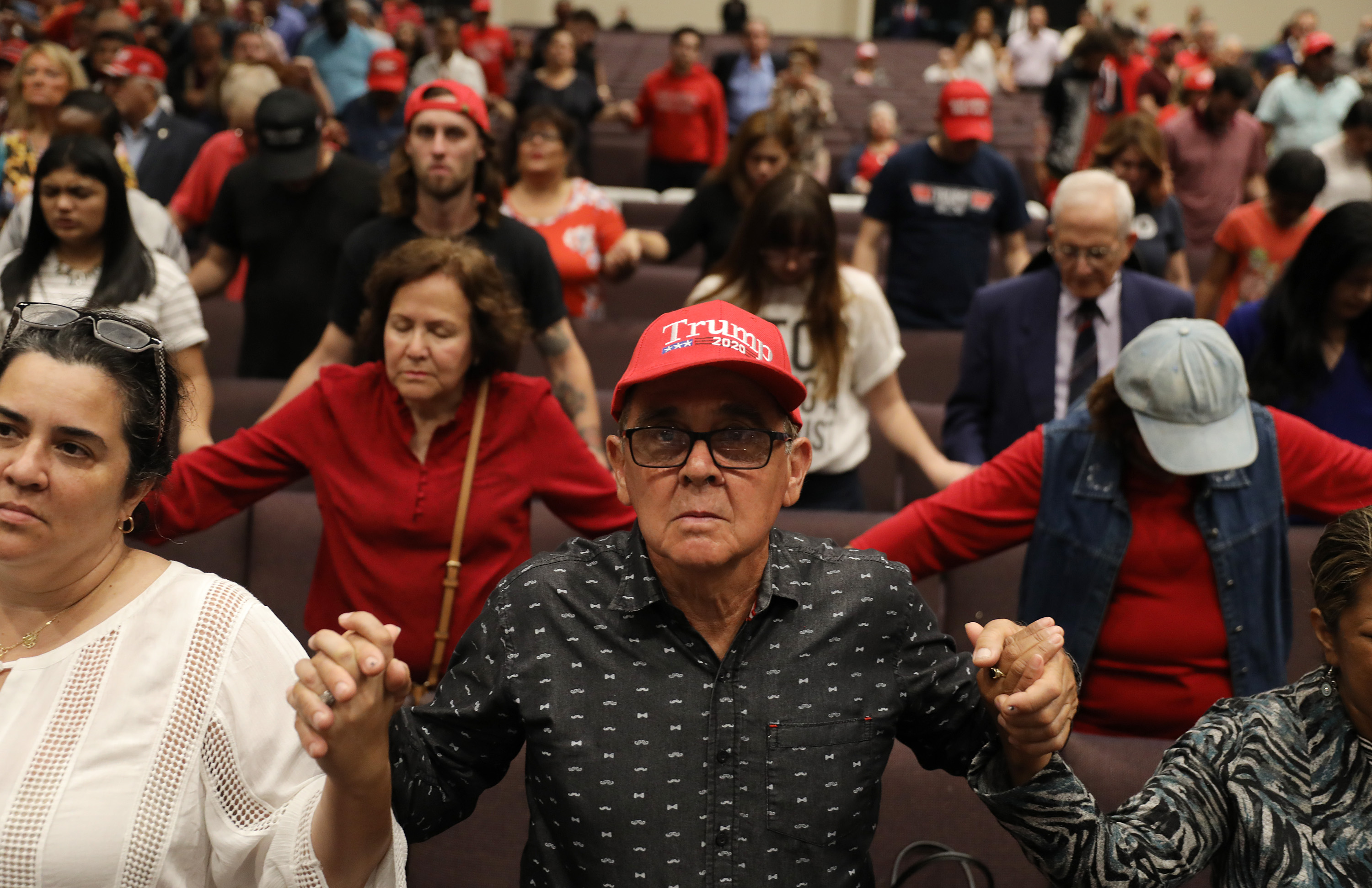 Pastor Guillermo Maldonado y Trump