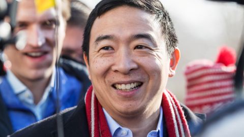 Andrew Yang es hijo de taiwaneses