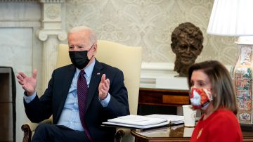 Joe Biden y Nancy Pelosi