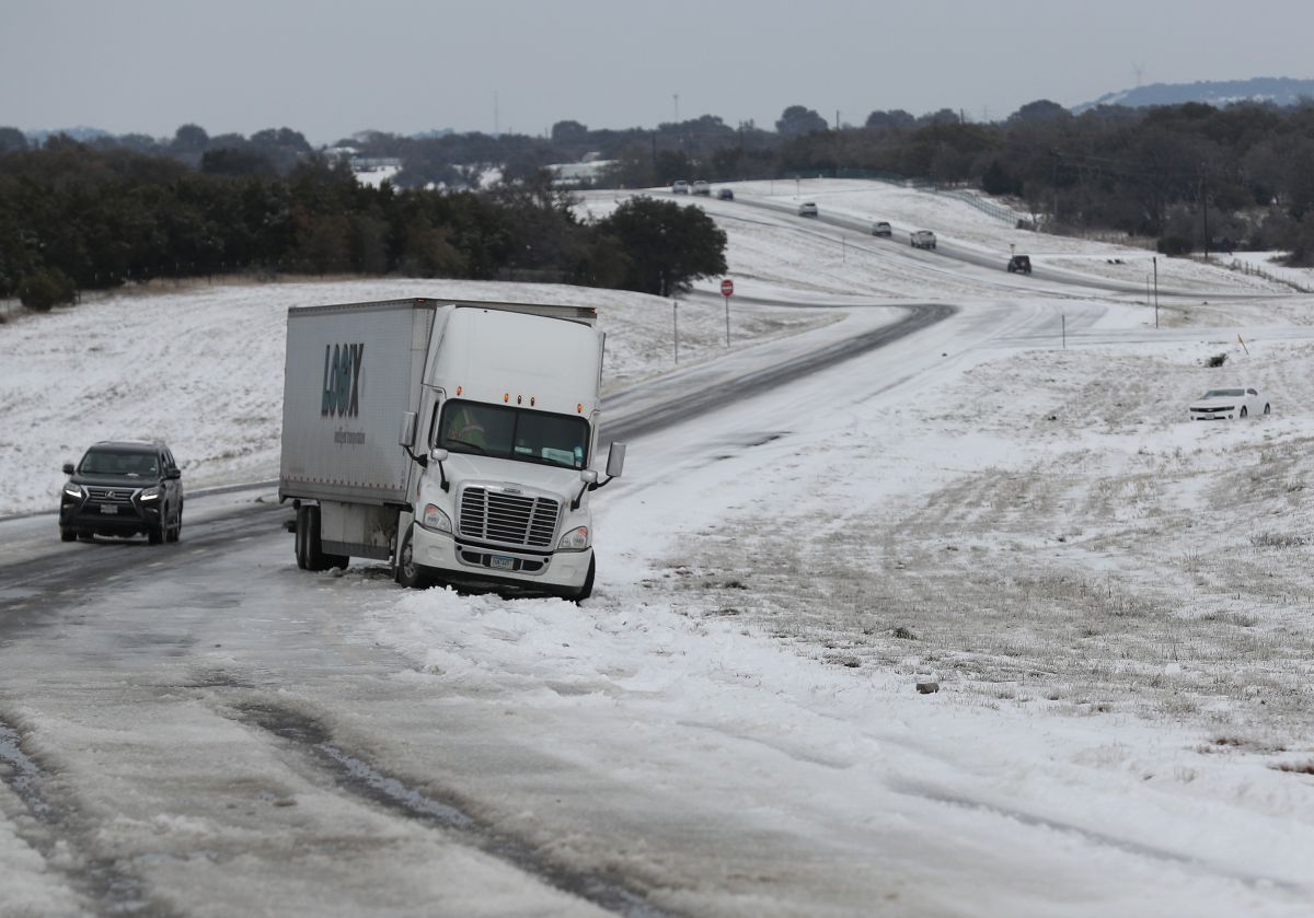 Immigrants who escaped from a truck in Texas in which they were traveling with more than 200 illegal immigrants tell of their hell