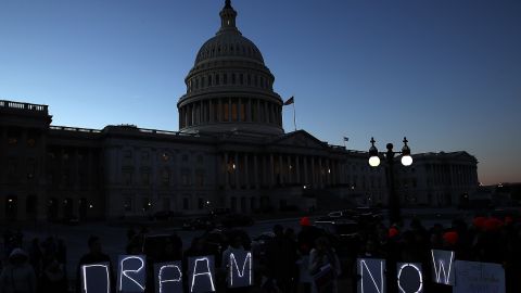 El 'Dream Act' se presentó en el Senado.