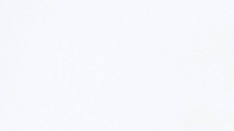 El doctor se llevó al bebé y se lo vendió a un hombre.