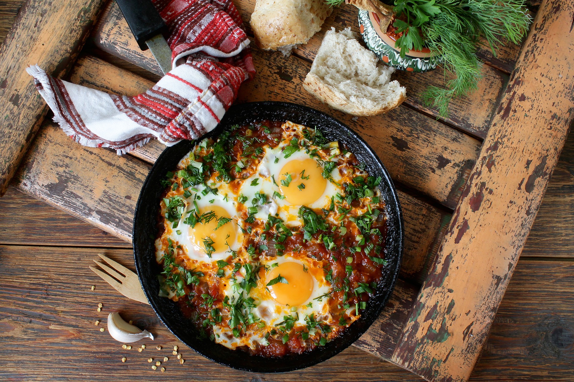 Estás cometiendo estos errores al cocer huevos?