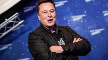 Elon Musk busca ofrecer internet satelital para autos, camiones, cruceros y avionesGettyImages-1229893101.jpeg