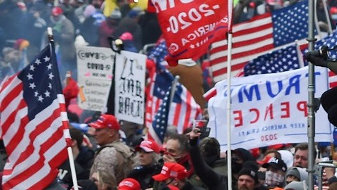 Autoridades temen una nueva protesta de los seguidores MAGA.