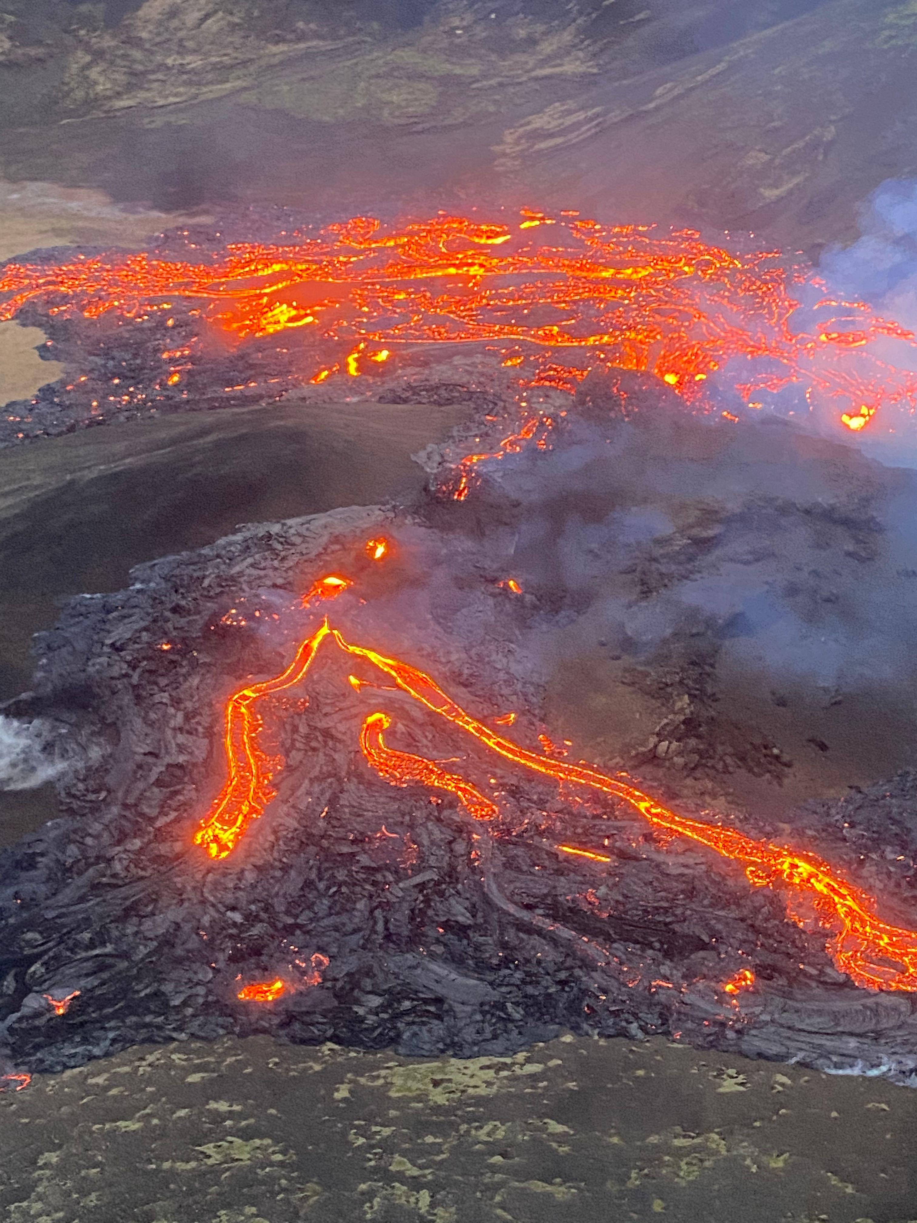 Erupcion de volcan en Islandia