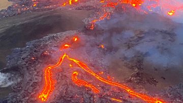 Erupcion de volcan en Islandia