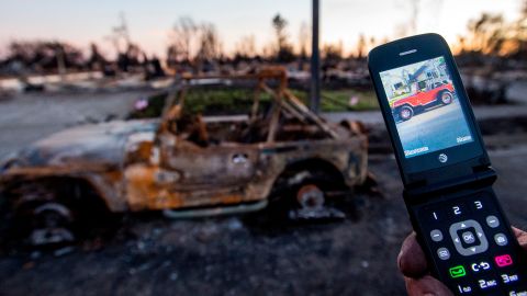 Jeep Grand Cherokee se incendia después de ser adquirido con dinero del cheque estímuloGettyImages-864114520.jpeg