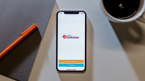 IRS y TurboTax descartan fallos en el envío del tercer cheque de estímuloGettyImages-940325272.jpeg