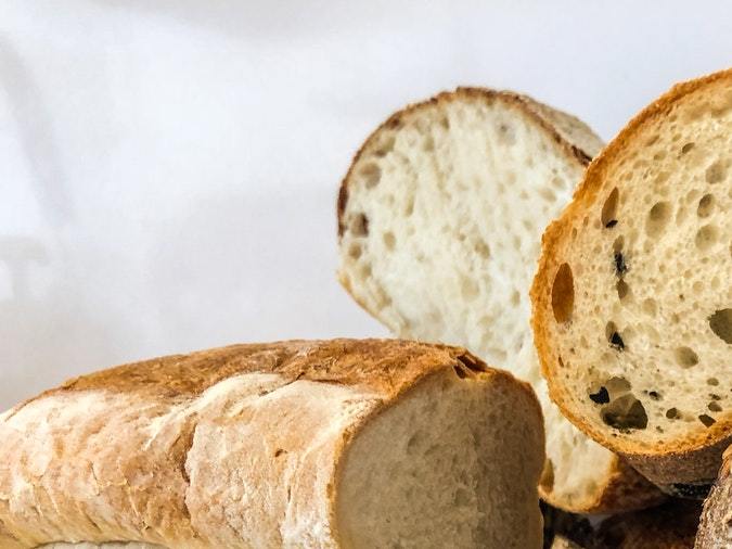 Pan blanco-pan integral