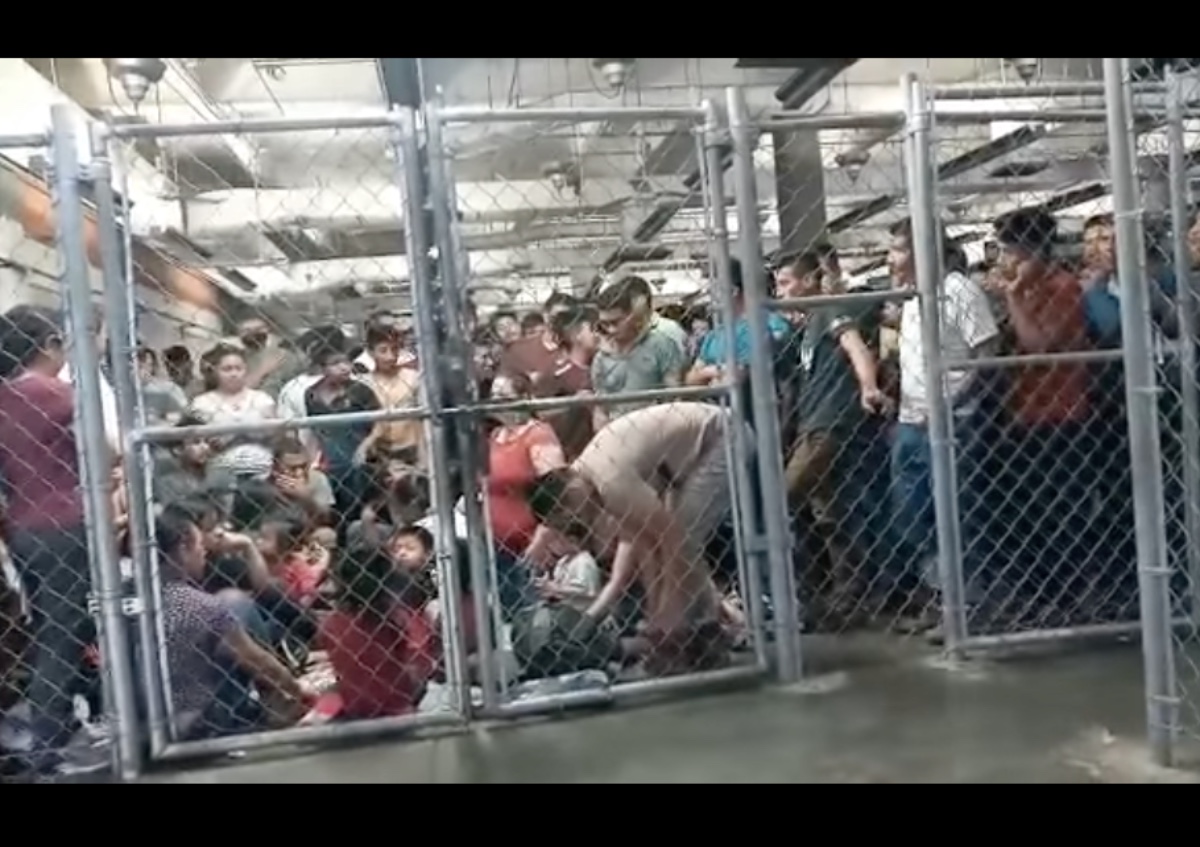 VIDEO: Comparan a Gobierno de AMLO con el de Trump por migrantes en jaulas en México