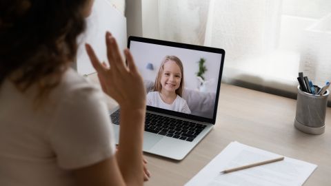 Niñera virtual