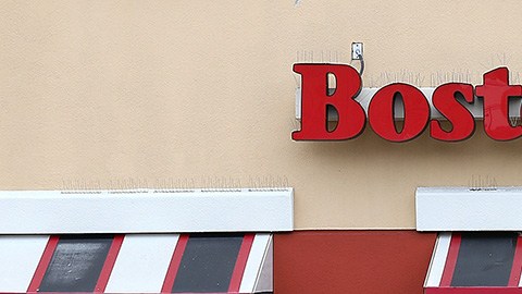 Los empleados de Boston Market cuentan con tiempo libre pagado y un plan de jubilación.
