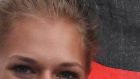 Alica Schmidt (en medio) es parte del equipo de relevos 4x400 de Alemania.