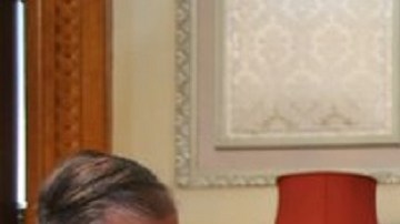 La vicepresidenta Kamala Harris conversó con el presidente mexicano López Obrador y el canciller Marcelo Ebrard.