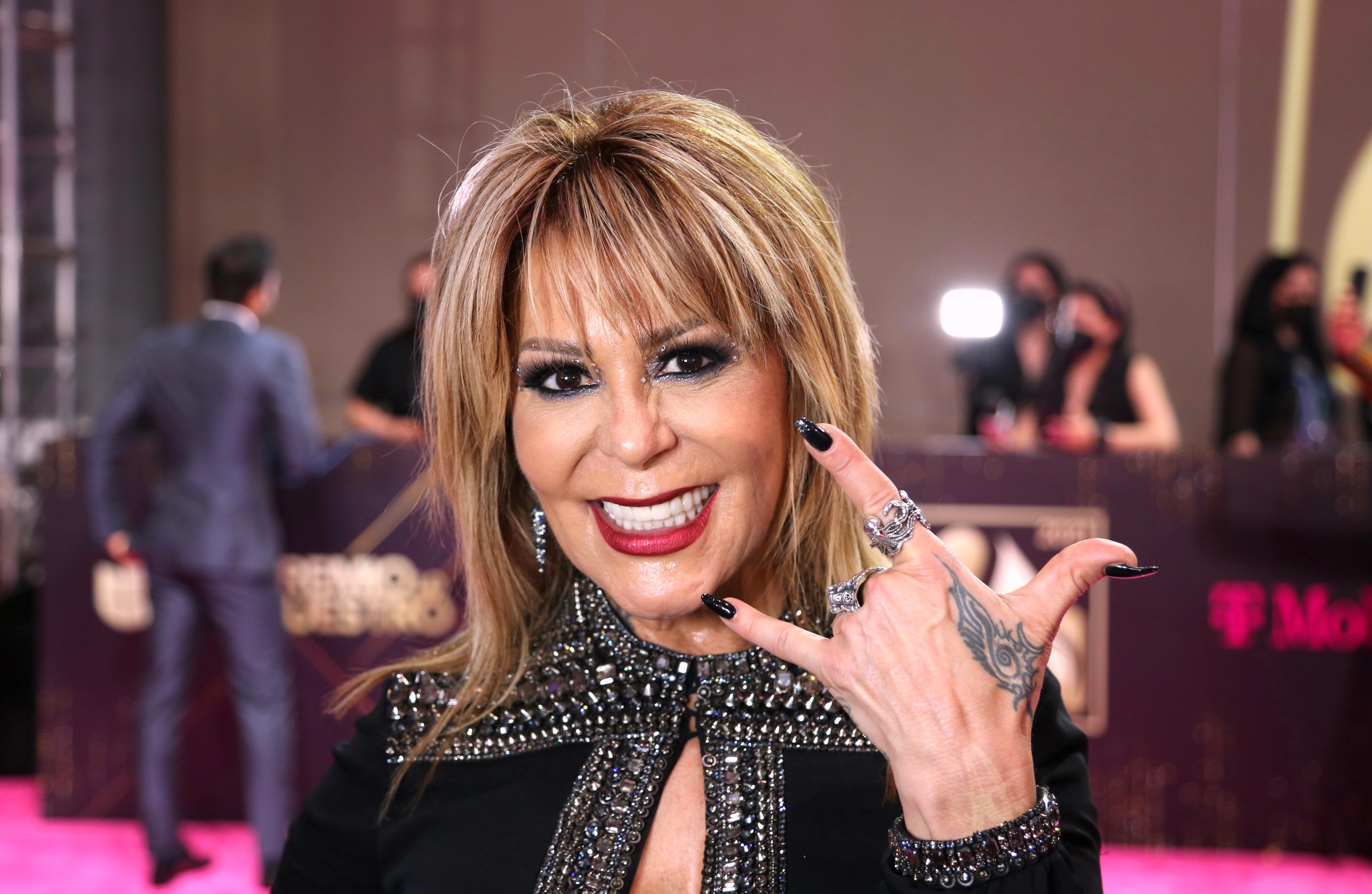 Alejandra Guzmán habla de su participación en la película, "La Usurpadora:  El Musical" - El Diario NY