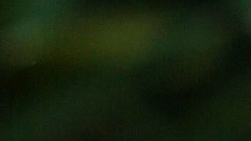 Alejandra Guzmán habla de sus 'arreglitos' estéticos porque el micrófono quedó abierto y todo el mundo la escuchó tras cámaras.