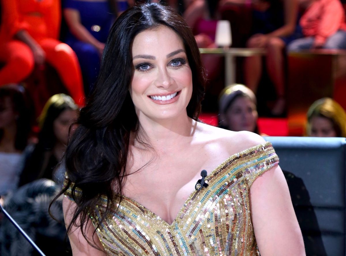 Dayanara Torres confesses to Michelle Galván of First Impact and realizes that she already has a new love