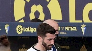 El jugador francés salió cuando escuchó los insultos.