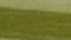 Momento justo en el que se lanzó por la atrapada.