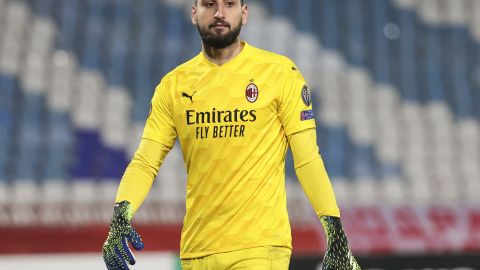 Gianluigi Donnarumma recibió una oferta del PSG.