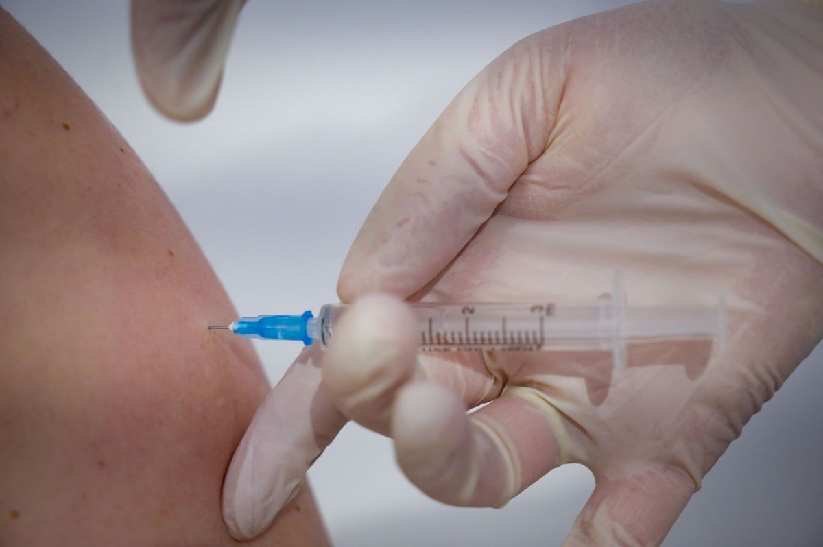 Es fundamental recibir la segunda dosis de la vacuna de COVID-19 para lograr su eficacia máxima.