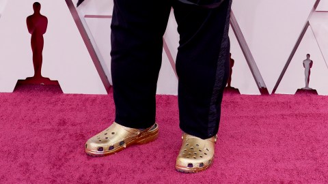Se disparan las ventas de Crocs-GettyImages-1314428109.jpeg