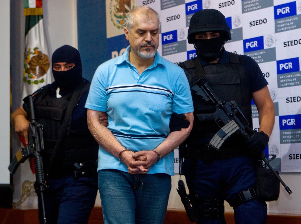 Eduardo Arellano Félix, alias the Doctor, will be deported to Mexico;  ICE has their custody