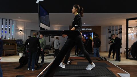Autoridades piden a los propietarios dejar de usar la caminadora Tread+ de Peloton-GettyImages-903921722.jpeg