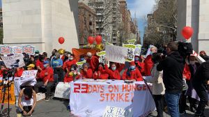 Terminan huelga de hambre tras aprobación de fondos en presupuesto de NY para trabajadores excluido