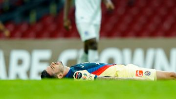 Nicolás Benedetti, golpe durante el juego de vuelta de los Octavos de Final de la Liga de Campeones de la Concacaf 2021.
